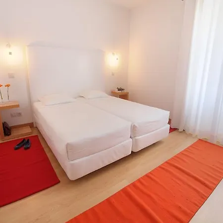 Aptos. Turist. Marina Club Ii 4*