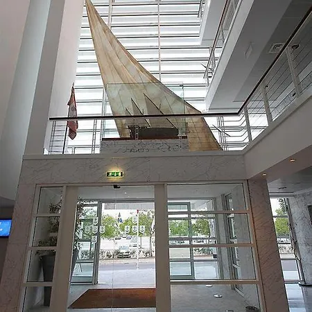 Hotell Aptos. Turist. Marina Club Ii