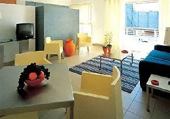 Aptos. Turist. Marina Club Ii 4*