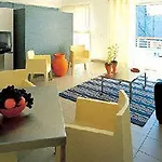 Aptos. Turist. Marina Club Ii 4*